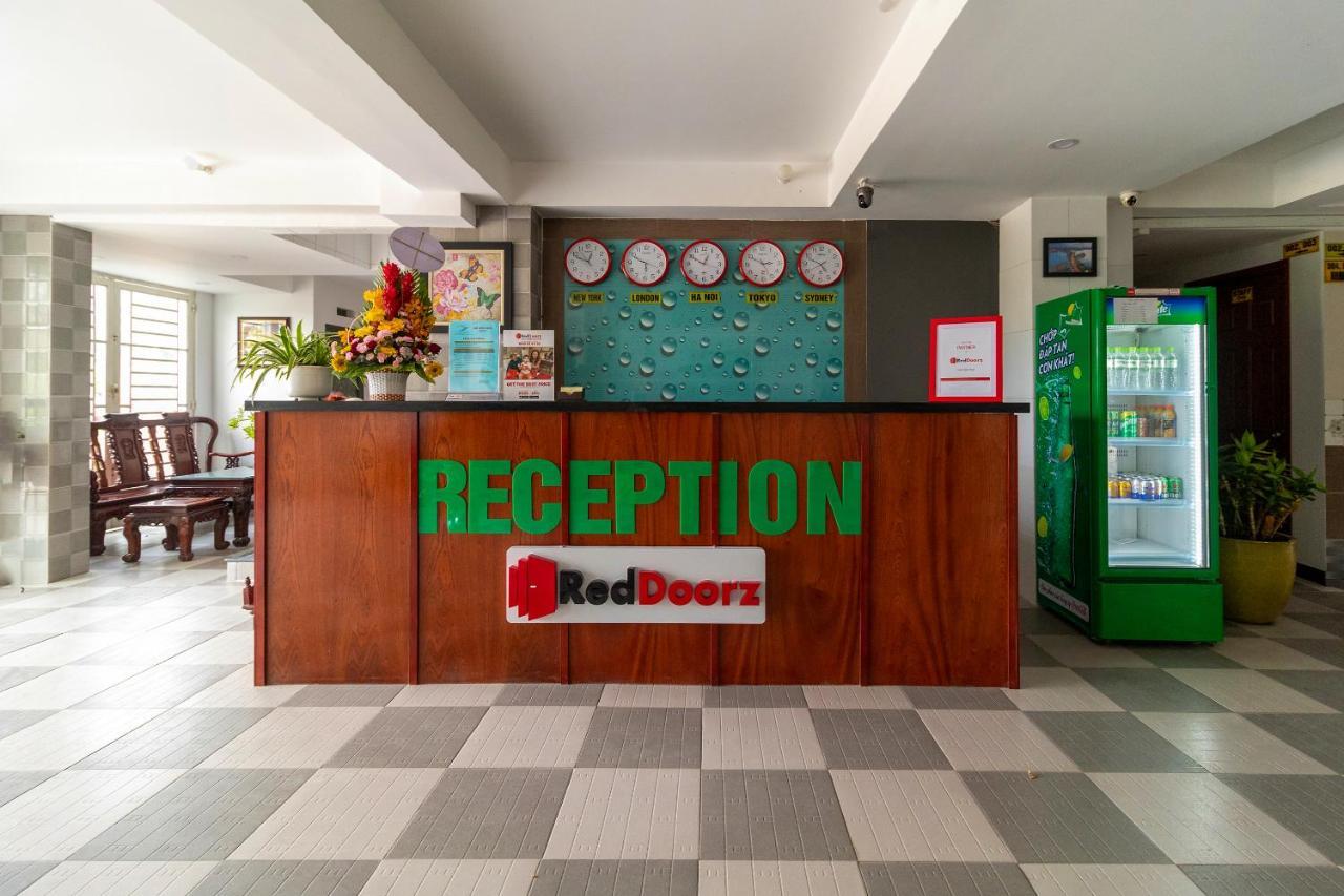 RedDoorz Plus near Vincom Go Vap 3 Ho Chi Minh-stad Buitenkant foto