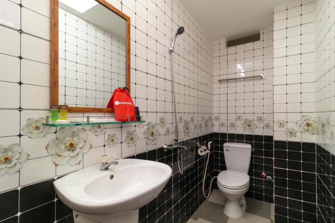 RedDoorz Plus near Vincom Go Vap 3 Ho Chi Minh-stad Buitenkant foto