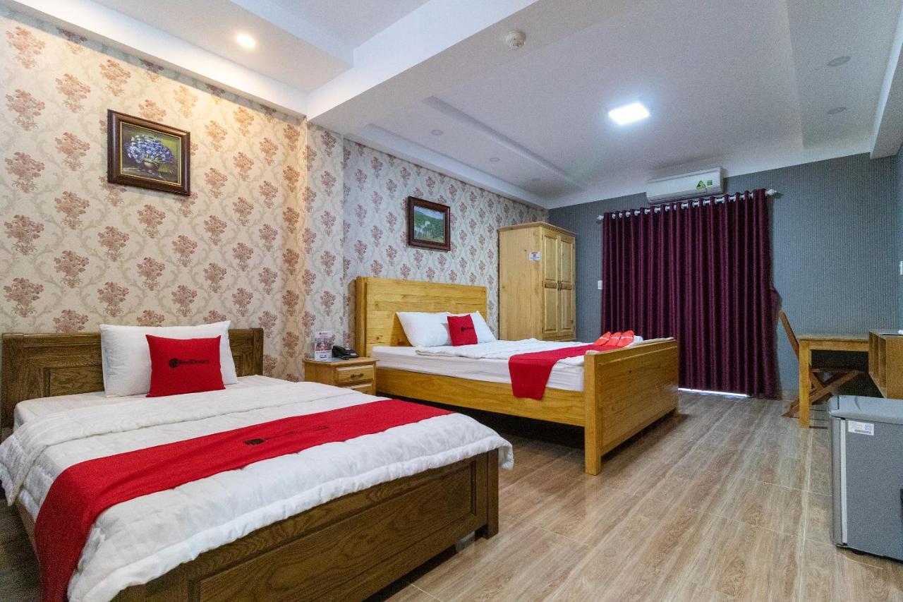 RedDoorz Plus near Vincom Go Vap 3 Ho Chi Minh-stad Buitenkant foto